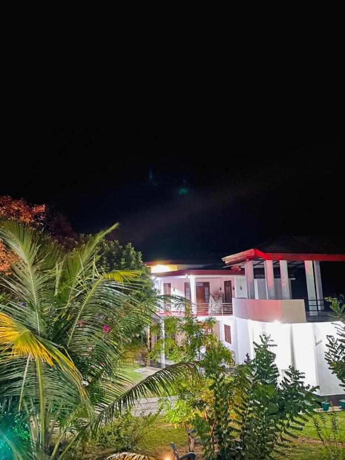 White Win Villa Elewala Bagian luar foto