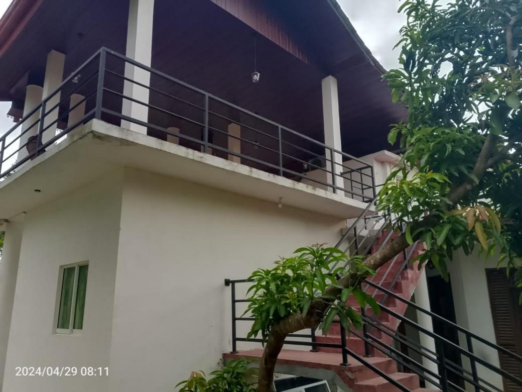White Win Villa Elewala Bagian luar foto
